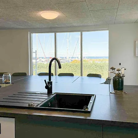 Cozy In With Wifi بيت للعطل